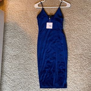 Missguided velvet blue navy midi bodycon dress